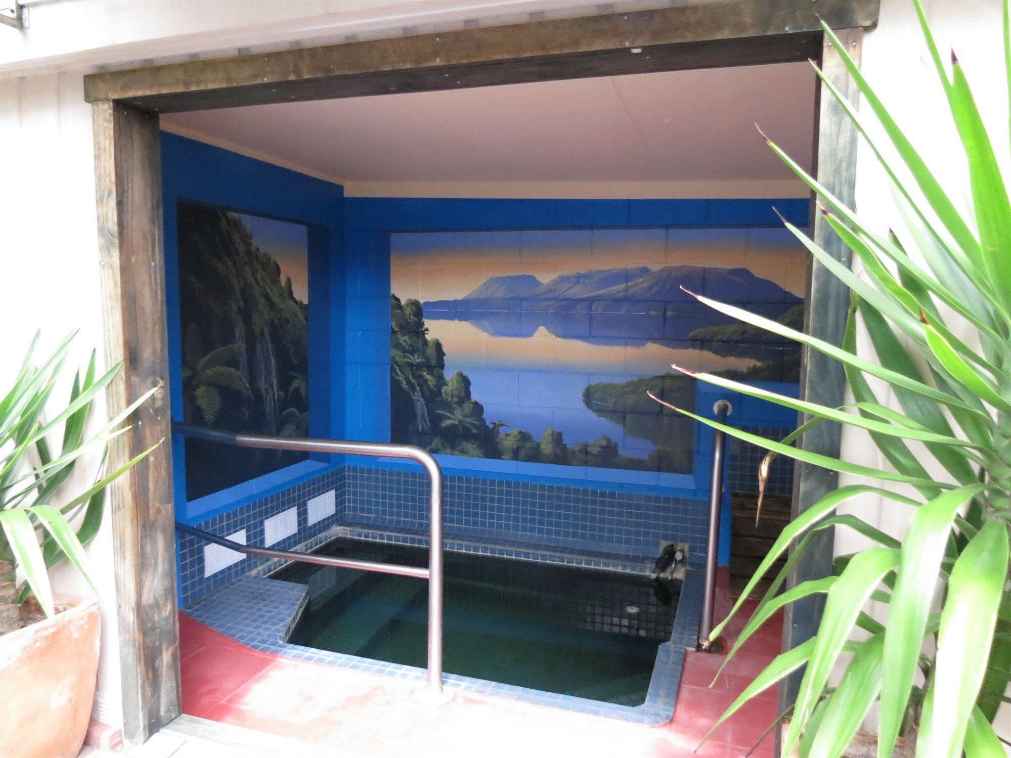 MALFROY Motor Lodge Rotorua - Accommodation&Mineral Pool Esterno foto